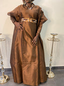 Boubou Aicha bronze en shantung brodé motifs grecs — tenue africaine mariage BouBouQueens