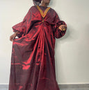 Boubou Kabirou bordeaux satiné brodé doré — tenue africaine mariage cérémonie BouBouQueens