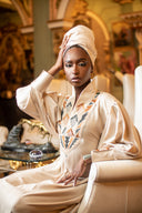 Boubou Nantio sable brodé multicolore — tenue africaine fête cérémonie BouBouQueens